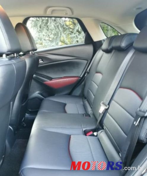 2015' Mazda Cx-3 Revolution photo #2