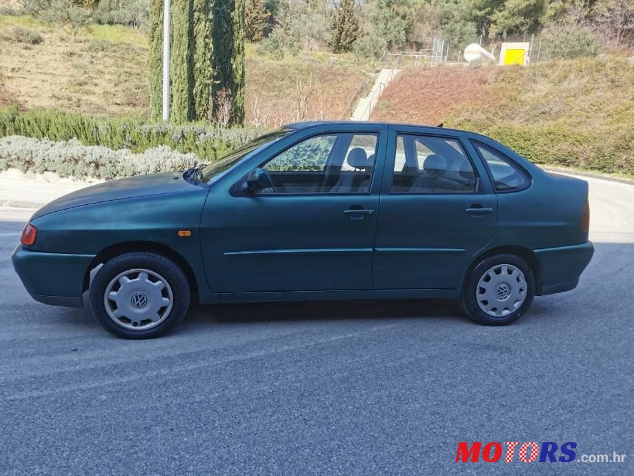 1997' Volkswagen Polo photo #3