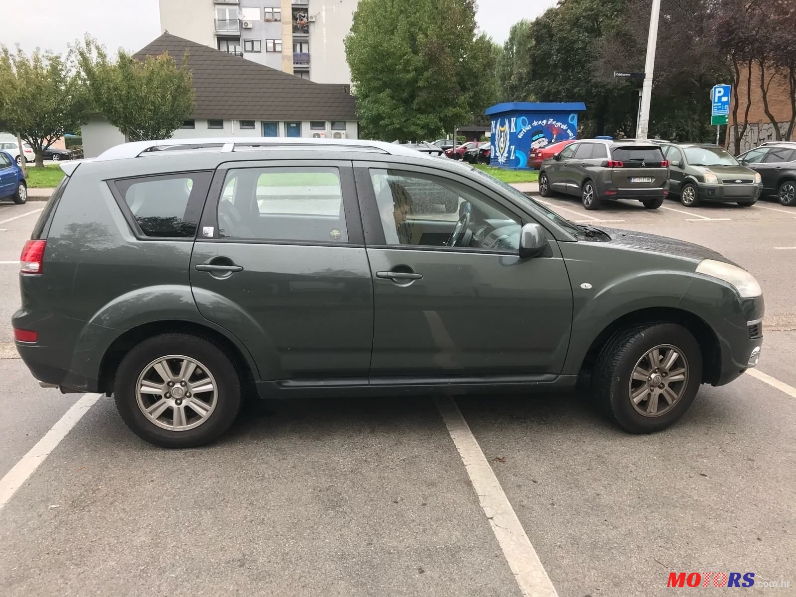 2009' Citroen C-Crosser 2.4 photo #4