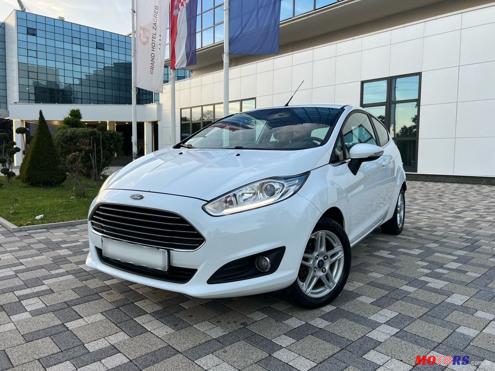 2013' Ford Fiesta 1,0 photo #2