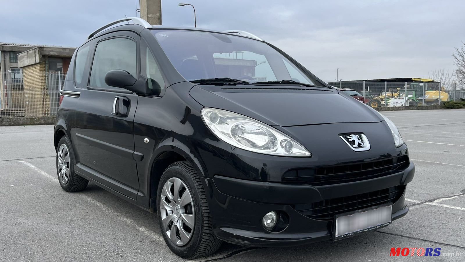 2007' Peugeot 1007 1,4 16V photo #2