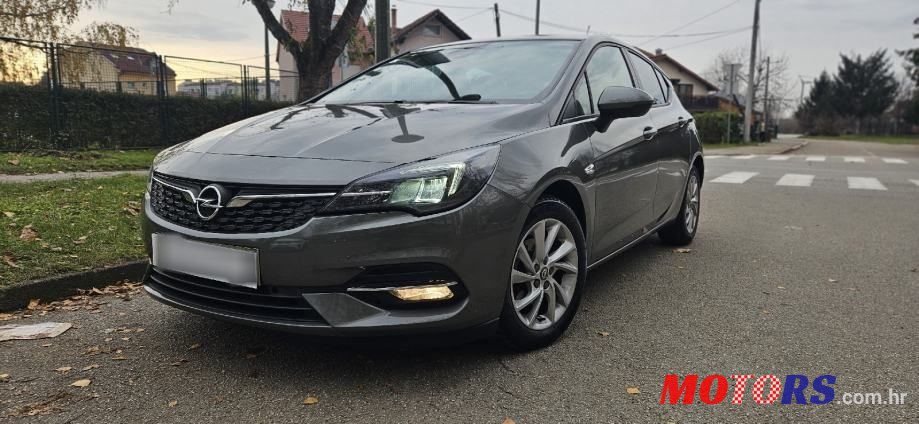 2020' Opel Astra 1,5 D photo #5