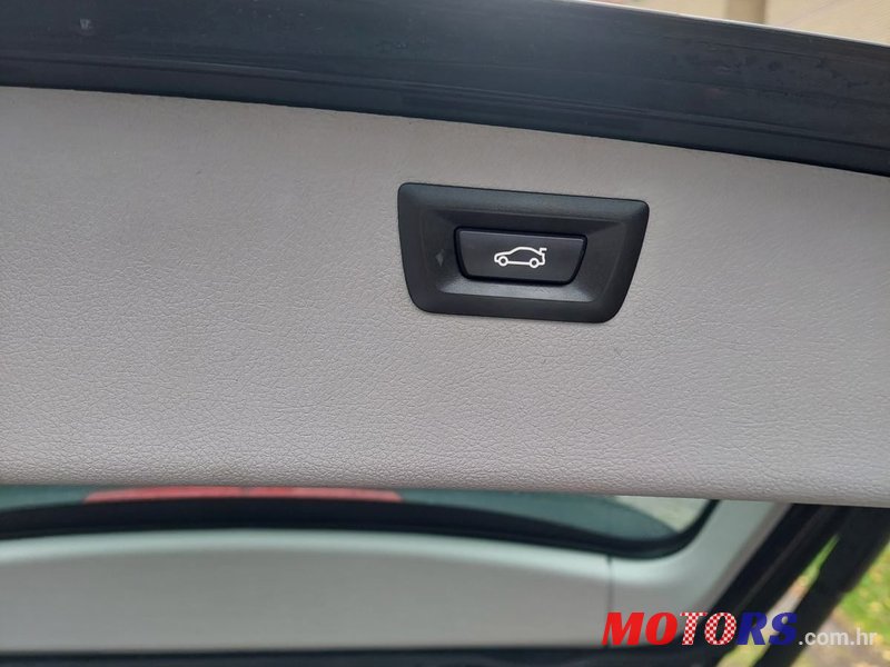 2014' BMW Serija 3 316D photo #2