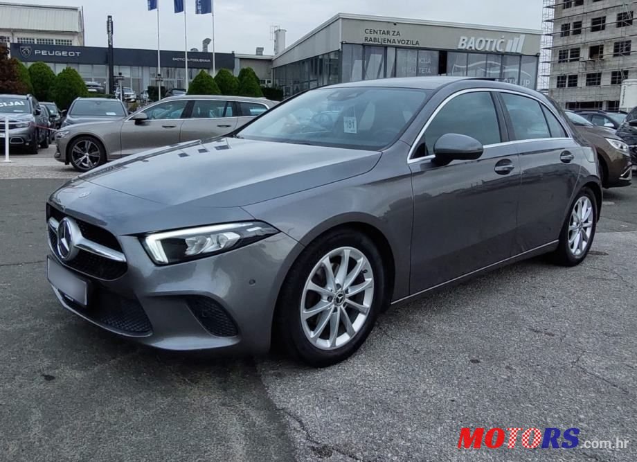 2018' Mercedes-Benz A-Klasa A 180 photo #1