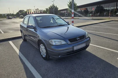 2004' Opel Astra 1,6