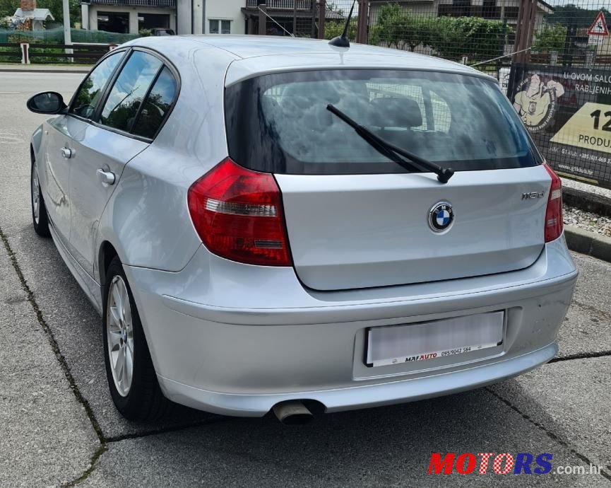 2009' BMW Serija 1 118D photo #4