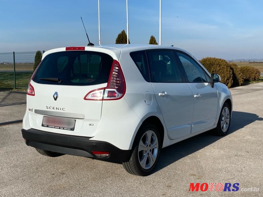 2010' Renault Scenic 1,9 Dci photo #2