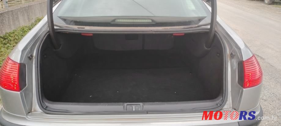 2003' Peugeot 607 2,0 Hdi photo #3
