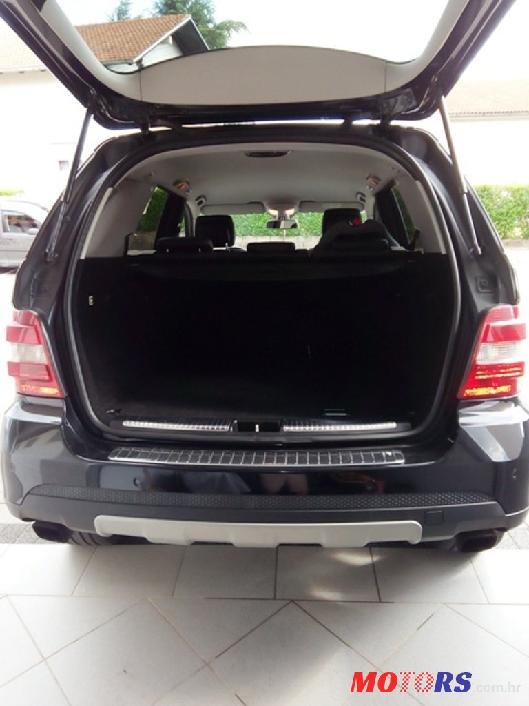 2008' Mercedes-Benz ML 320 photo #7