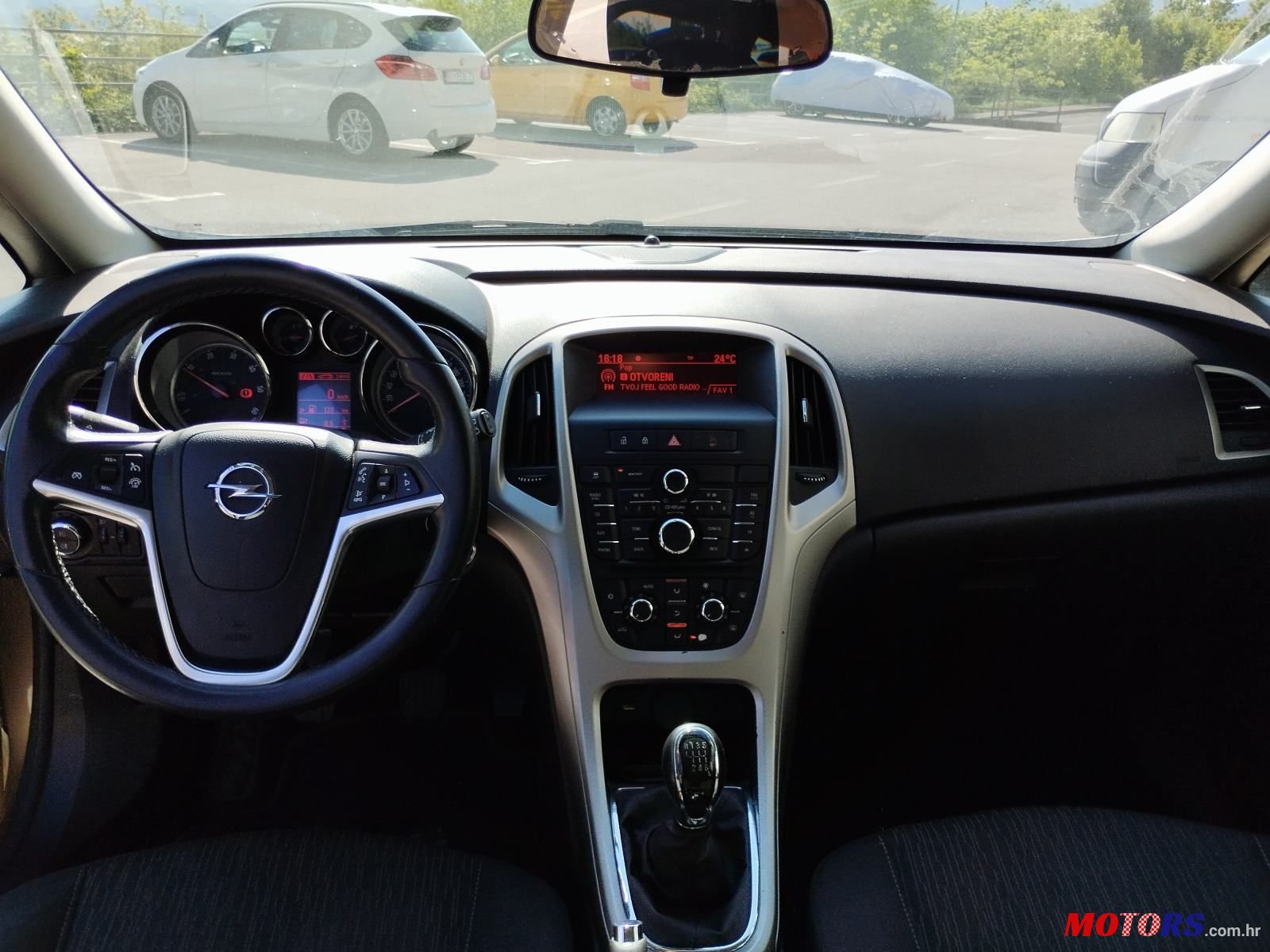 2014' Opel Astra Karavan photo #4