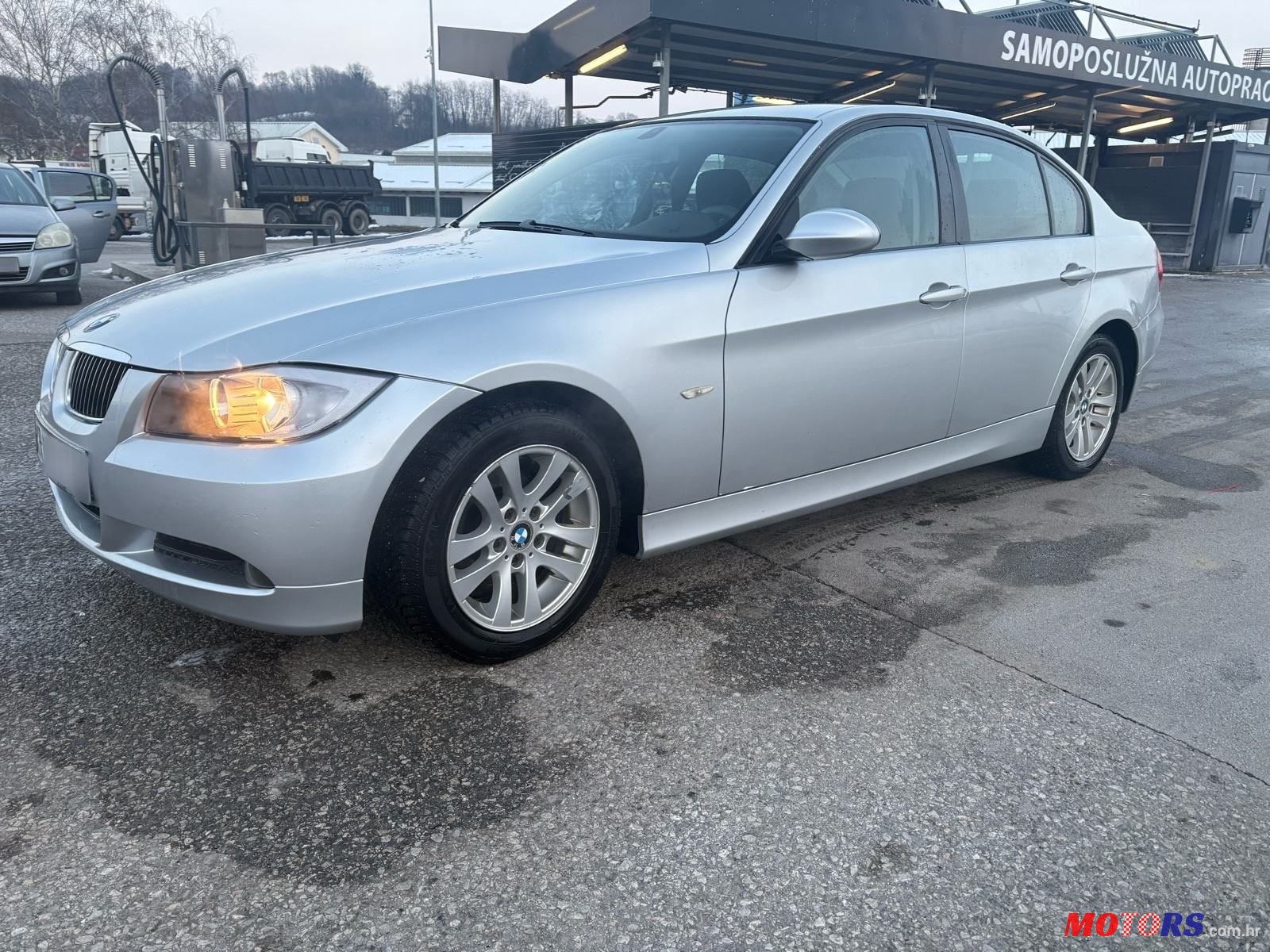 2007' BMW Serija 3 318D photo #1