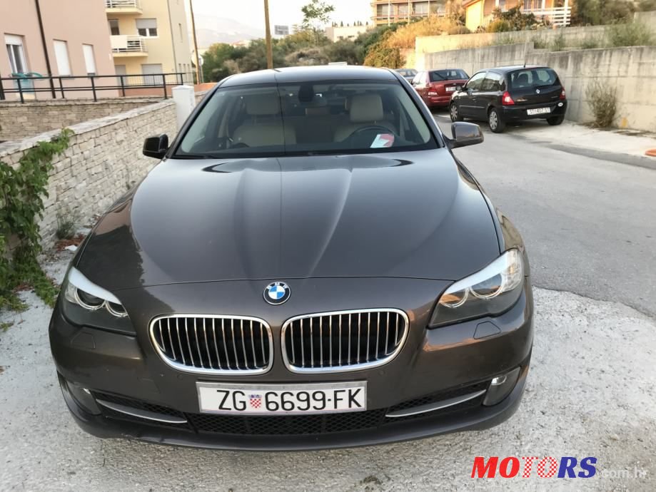 2011' BMW Serija 5 525D photo #6