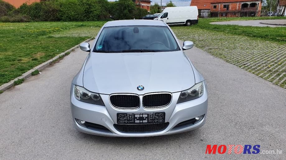 2009' BMW Serija 3 318D photo #2