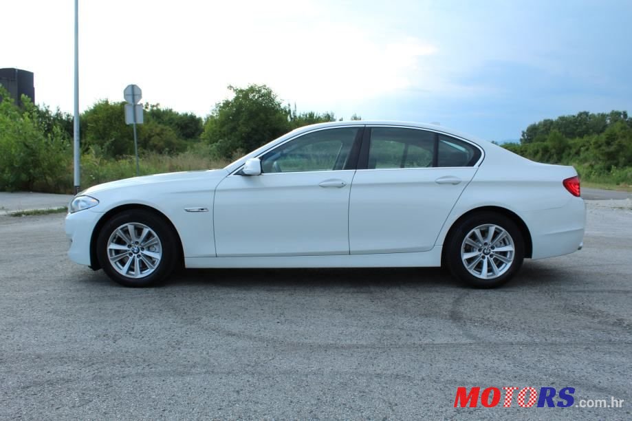 2010' BMW Serija 5 520D photo #4