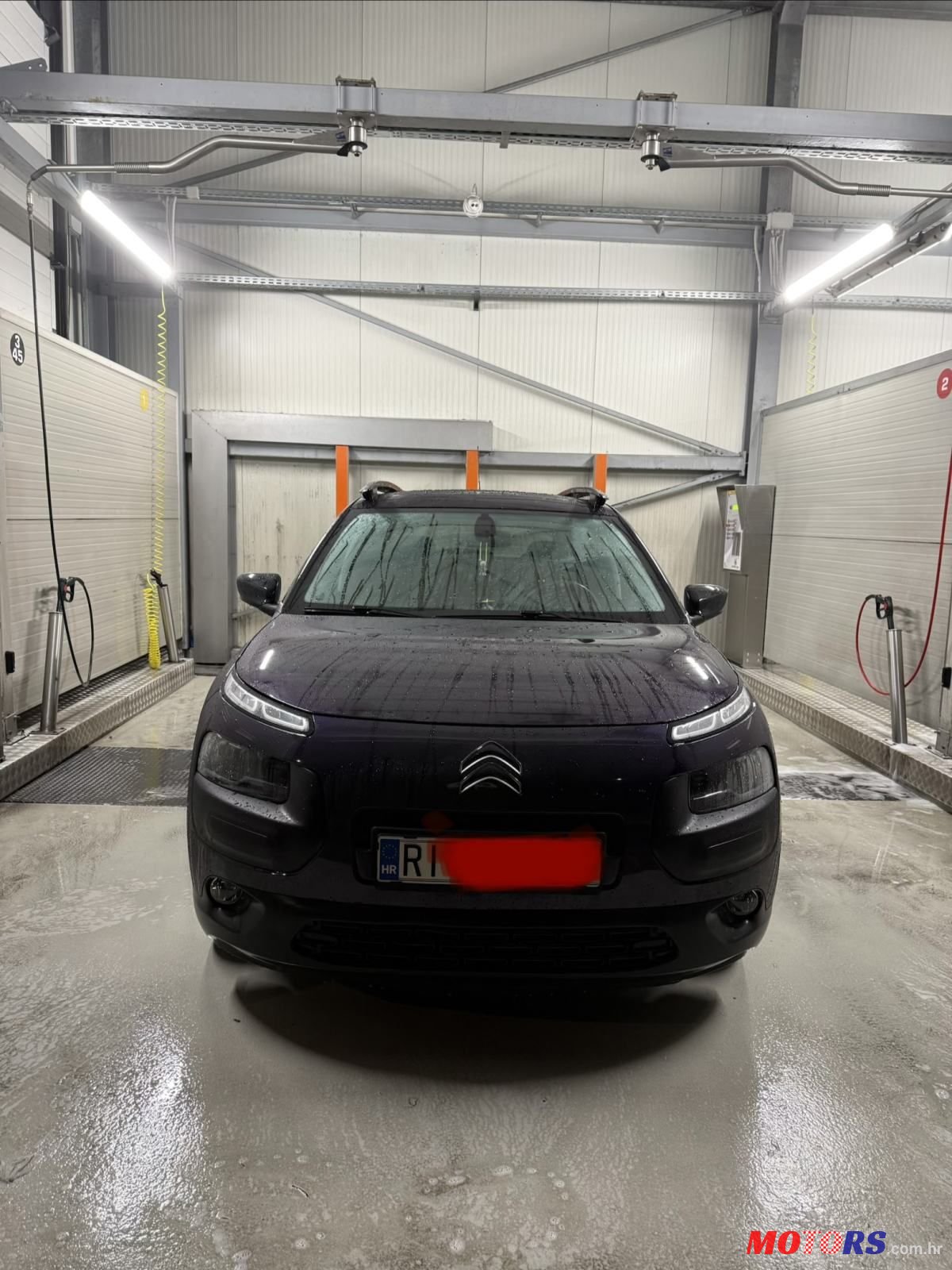 2016' Citroen C4 Cactus 1,2 Vti photo #2