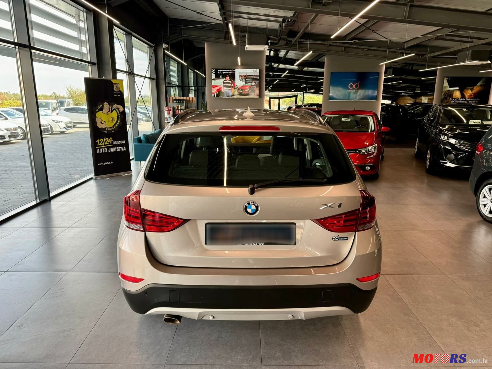 2014' BMW X1 Sdrive16D photo #5