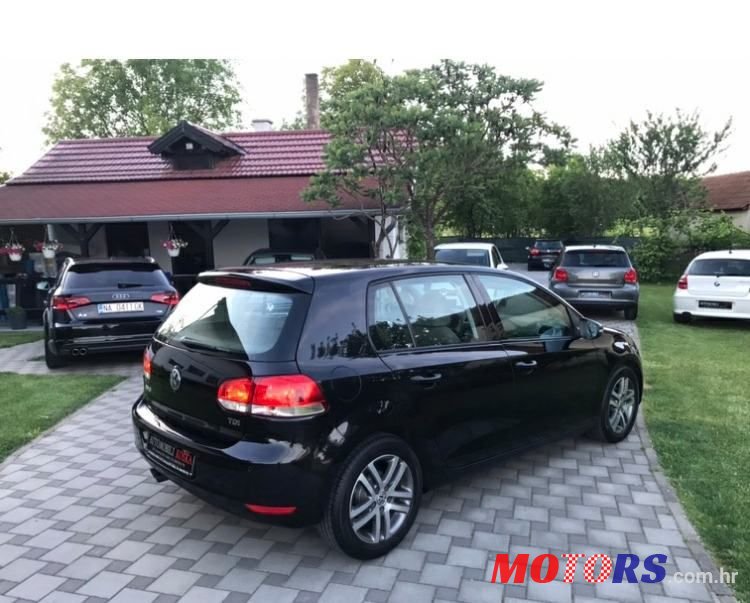 2009' Volkswagen Golf 6 2,0 Tdi photo #5