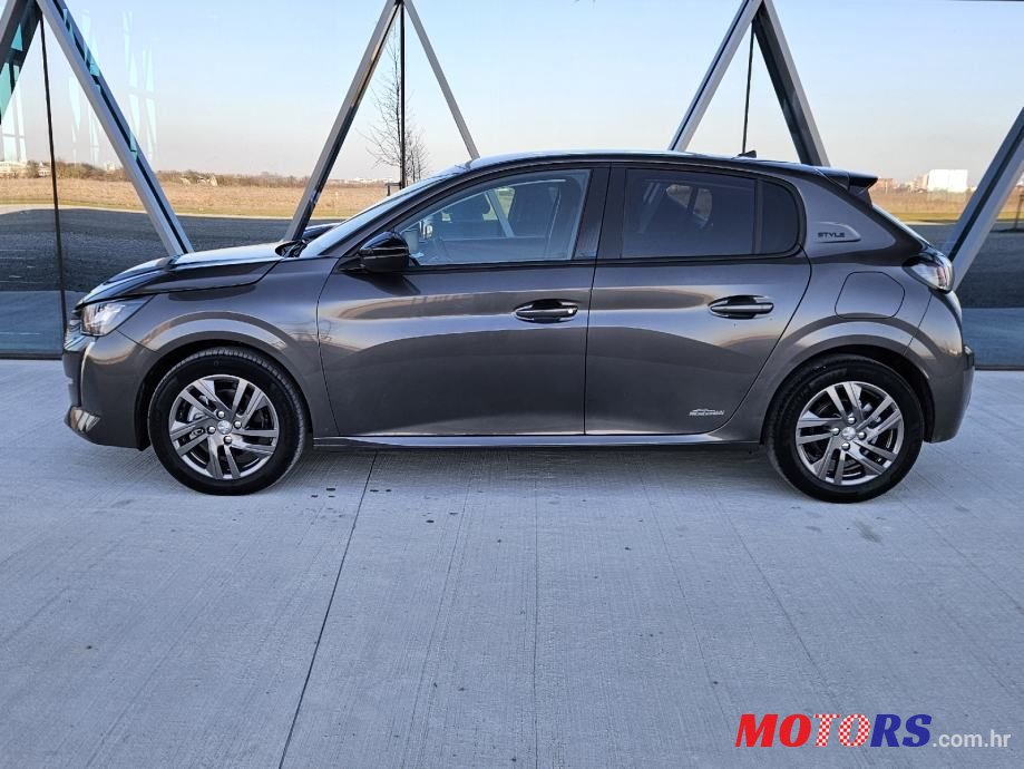 2023' Peugeot 208 1,5 photo #5