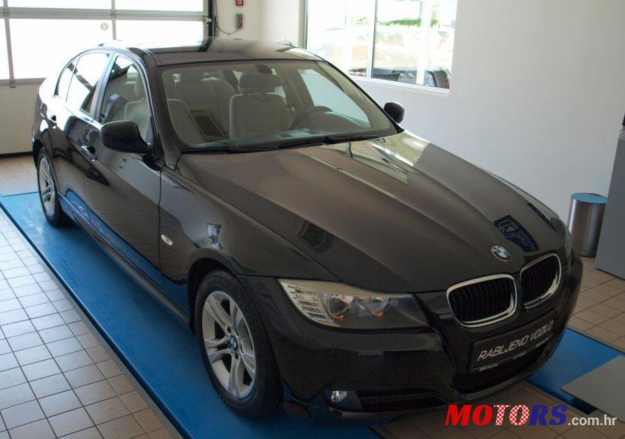 2009' BMW Serija 3 318D photo #2