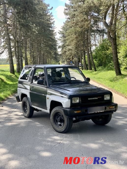 1990' Daihatsu Feroza 16V photo #3