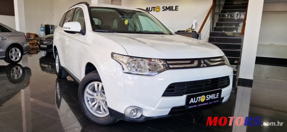 2014' Mitsubishi Outlander 2Wd 2,2 photo #6
