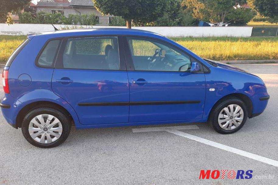 2002' Volkswagen Polo 1,2 photo #1