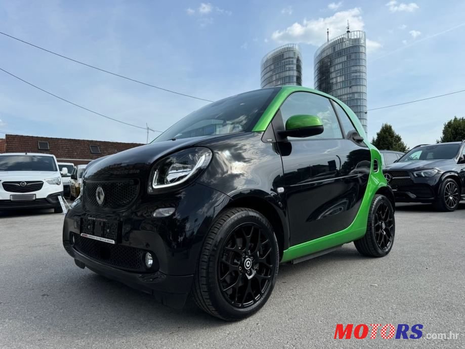 2017' Smart Fortwo photo #1