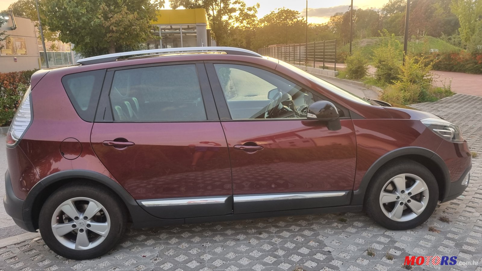 2013' Renault Scenic Xmod 1.5dCI 110ks photo #2