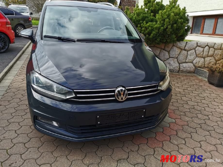 2017' Volkswagen Touran 1,6 Tdi photo #1