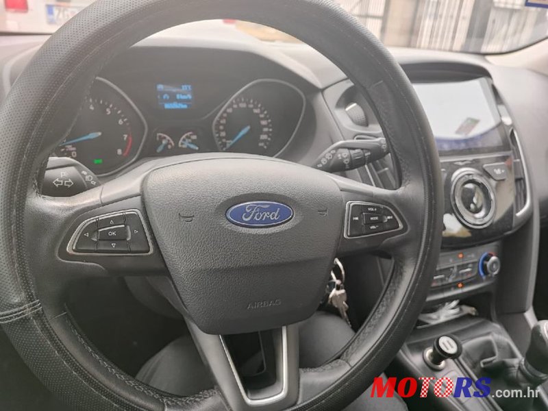 2017' Ford Focus 1,0 Gtdi photo #6
