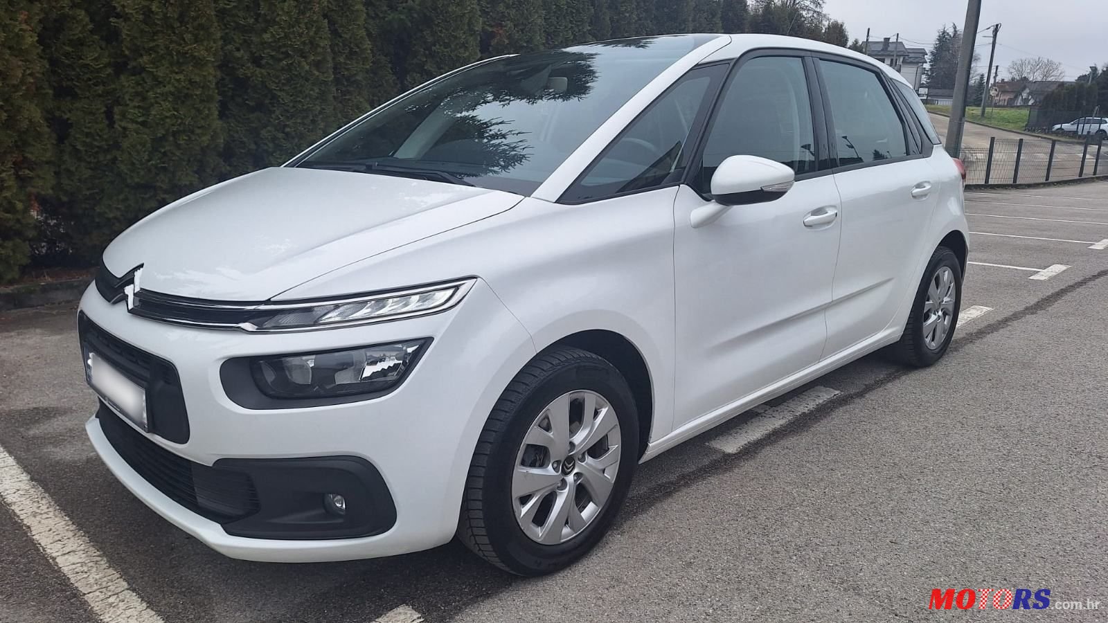 2017' Citroen C4 Picasso 1.2 photo #1