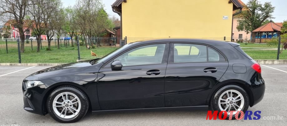 2018' Mercedes-Benz A-Klasa 180 D photo #3
