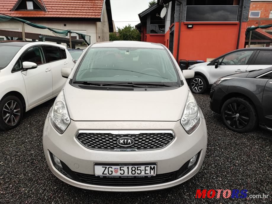 2011' Kia Venga photo #3