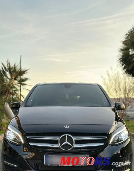 2016' Mercedes-Benz B-Klasa 180 D photo #5
