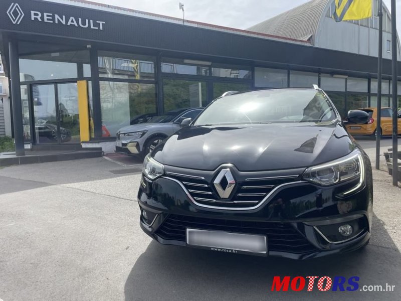 2019' Renault Megane Grandtour photo #2