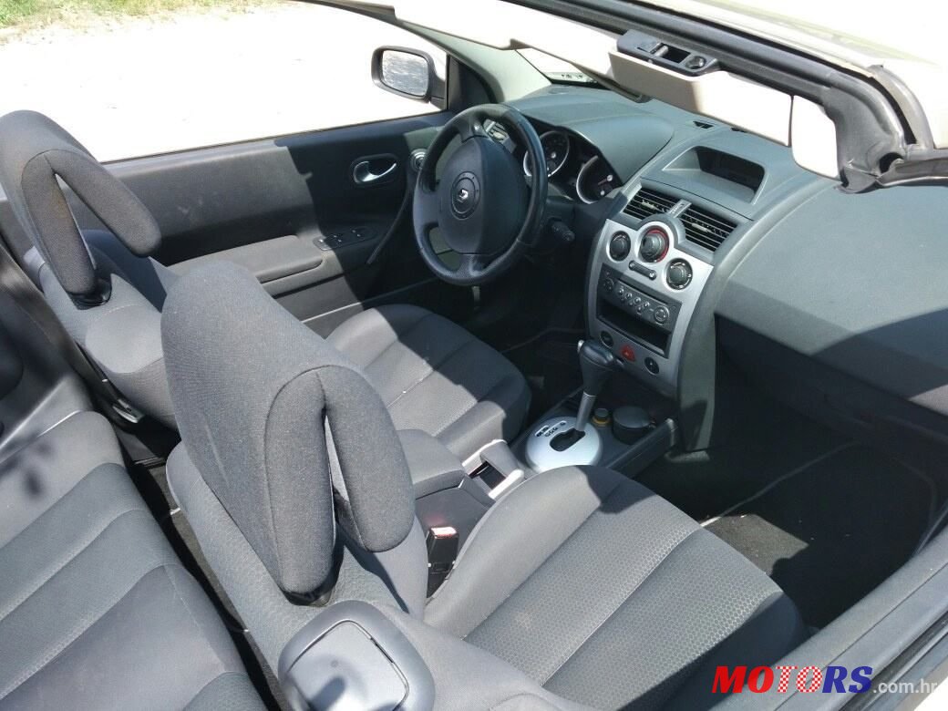 2005' Renault Megane 1,6 16V photo #6