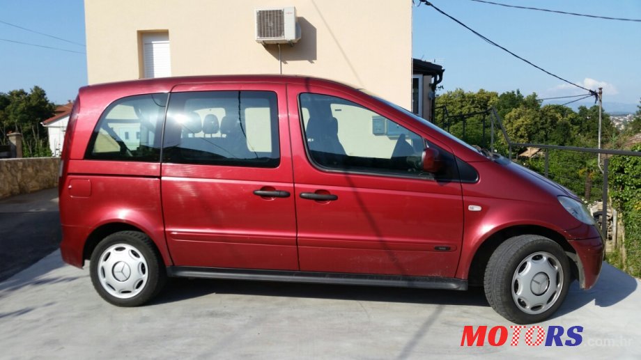 2004' Mercedes-Benz Vaneo photo #1