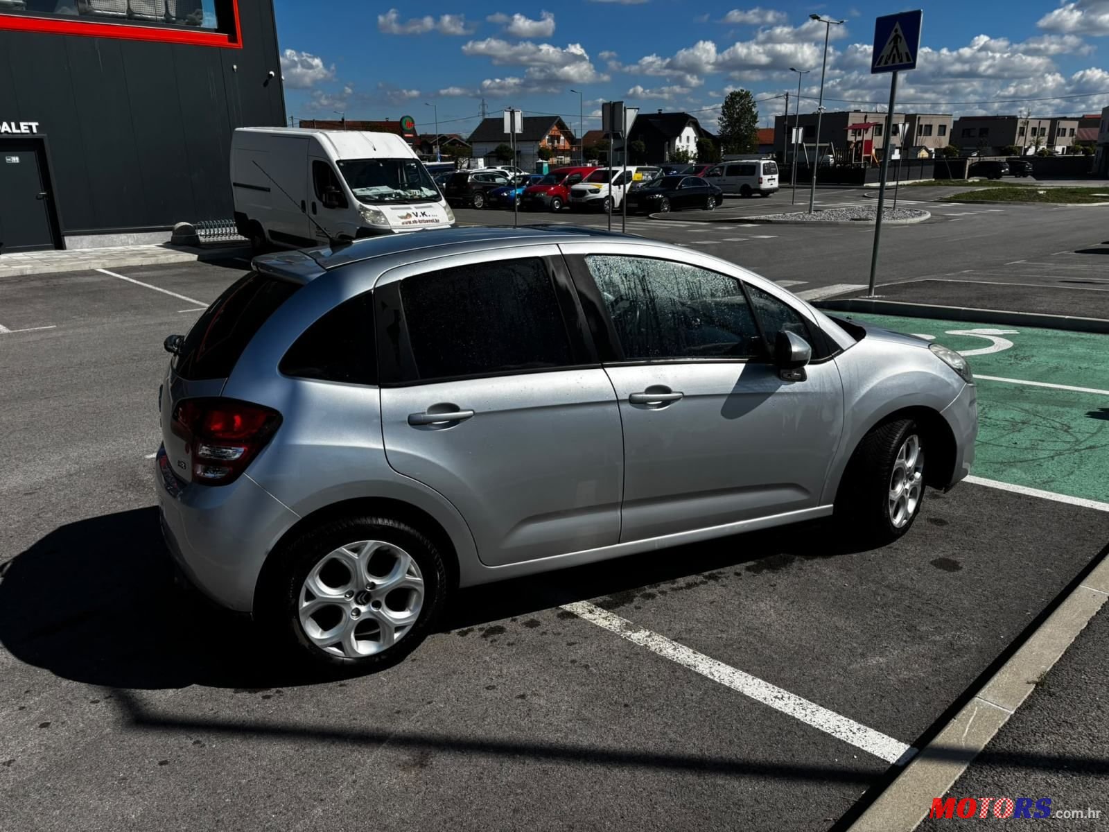2011' Citroen C3 1,4 photo #4