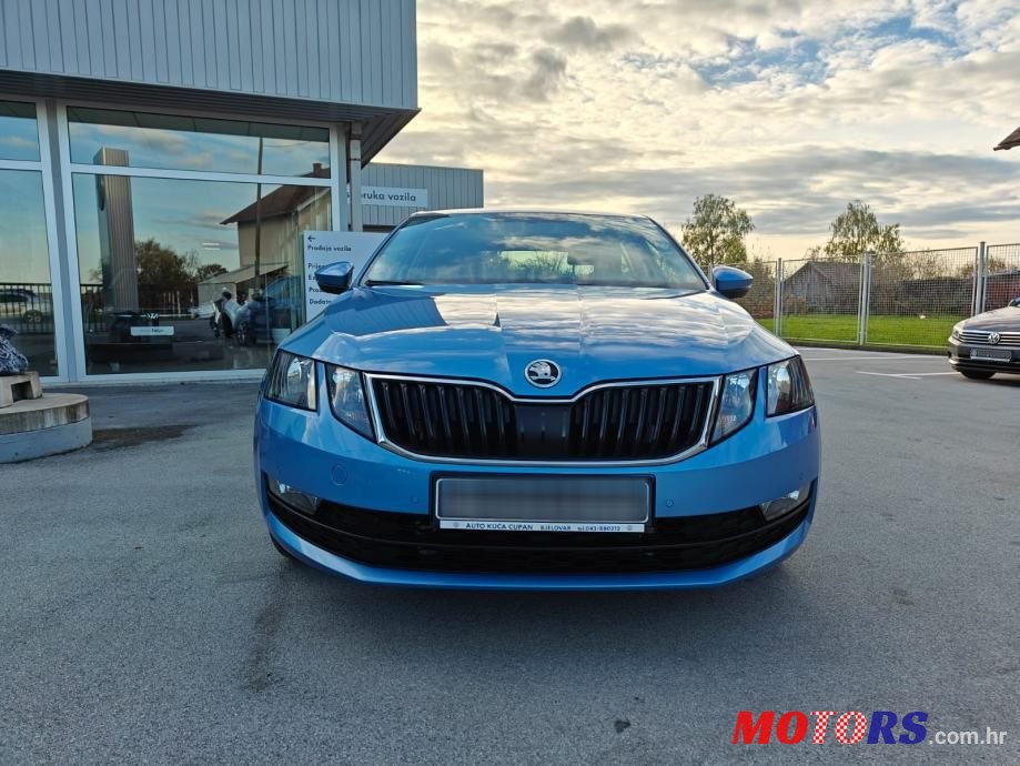 2018' Skoda Octavia 2,0 Tdi photo #2