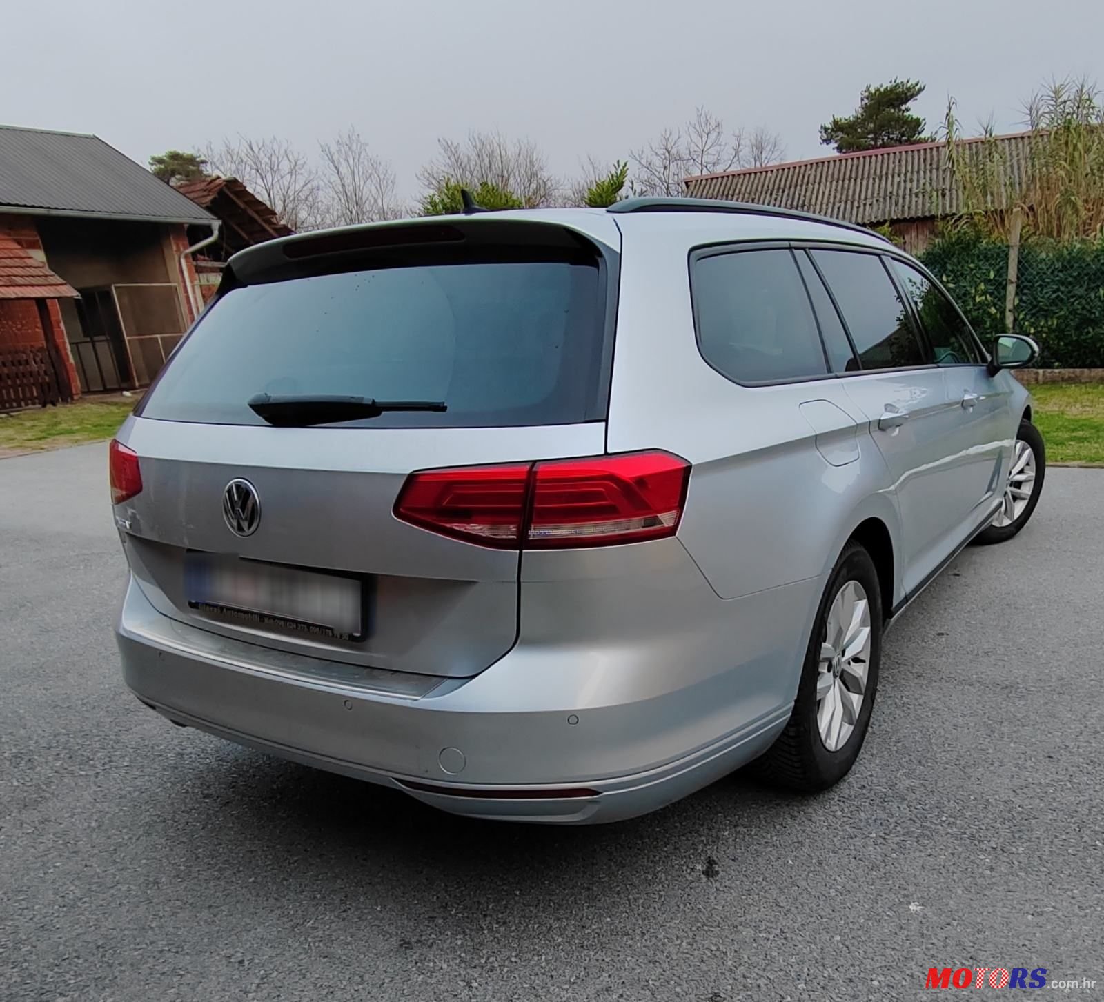 2018' Volkswagen Passat Variant photo #5