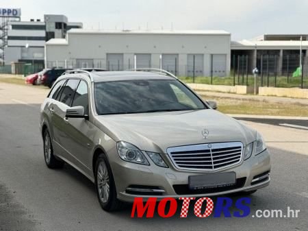 2011' Mercedes-Benz E-Klasa 220 Cdi T photo #2