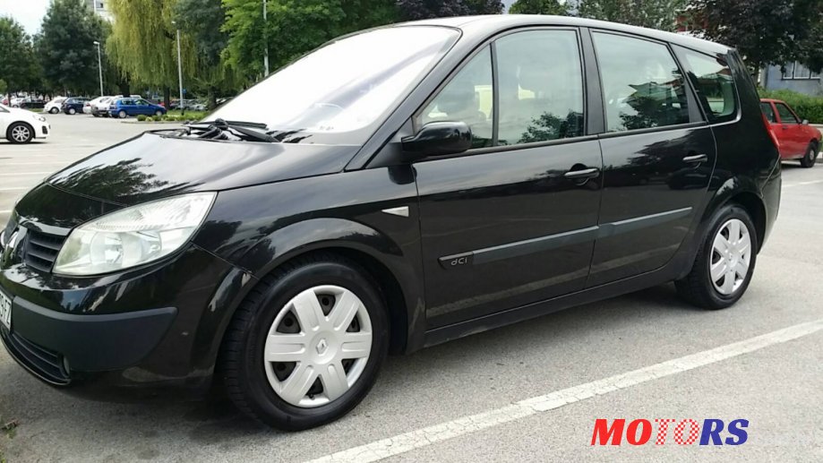 2004' Renault Grand Scenic photo #1