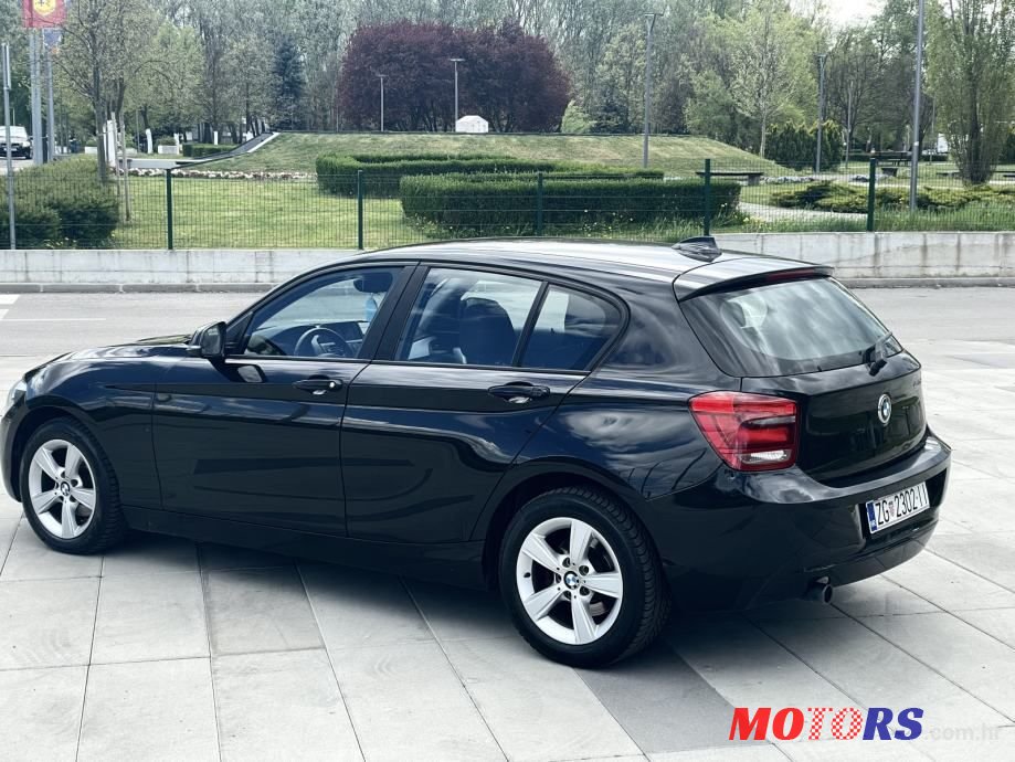 2013' BMW Serija 1 116D Sport photo #3