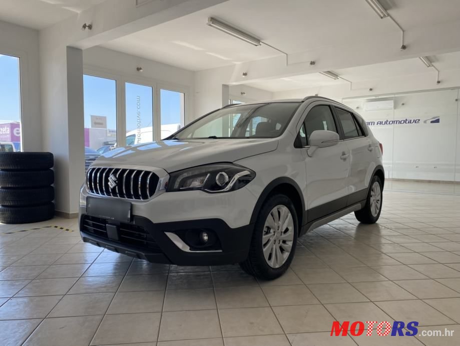 2020' Suzuki SX4 S-Cross 1,4 photo #2