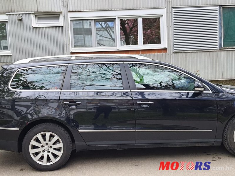 2008' Volkswagen Passat Variant photo #6