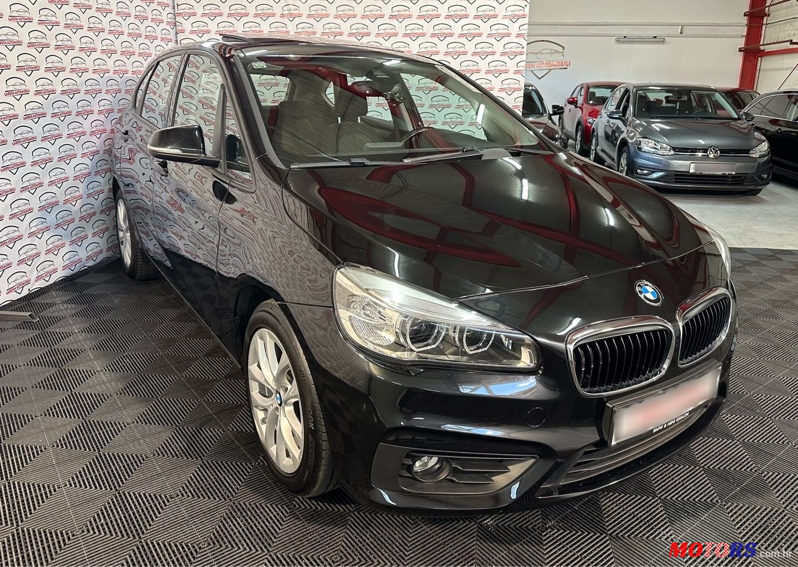 2015' BMW Serija 2 218D photo #4