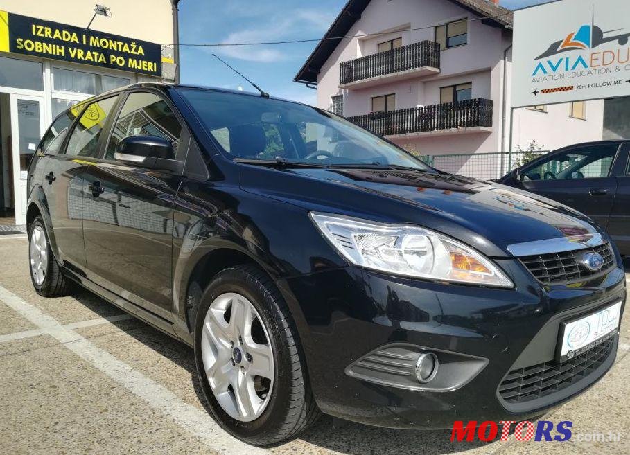 2010' Ford Focus Karavan 1,6 photo #2