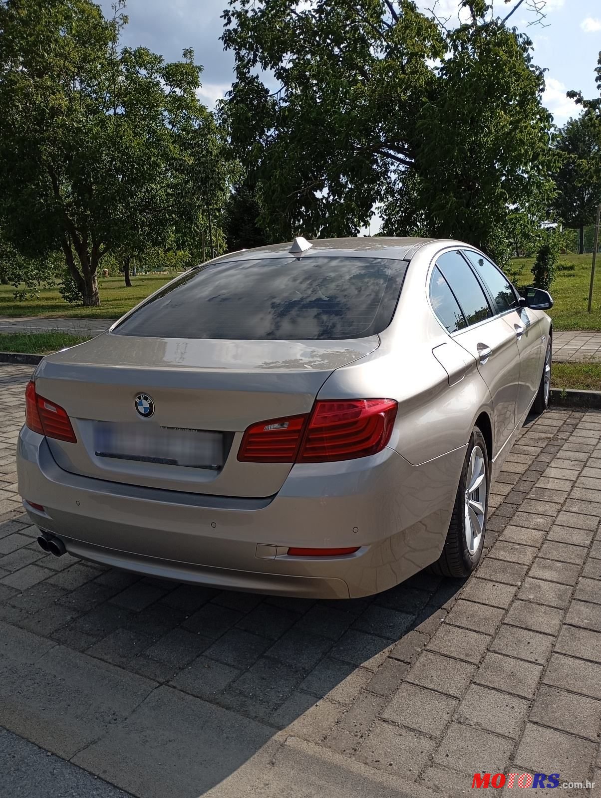 2015' BMW Serija 5 520D photo #2