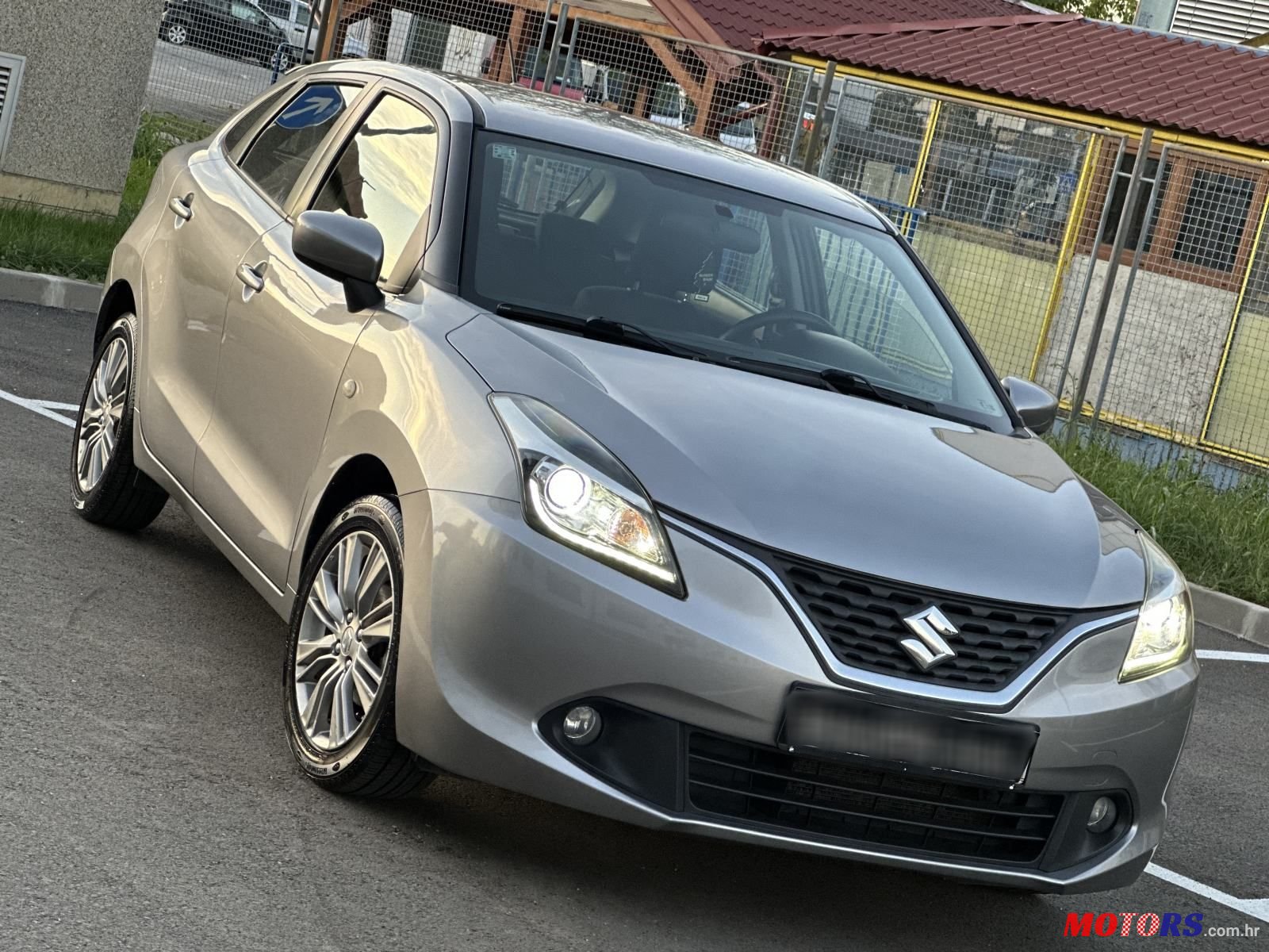 2017' Suzuki Baleno 1.2 Vvt Gl photo #1