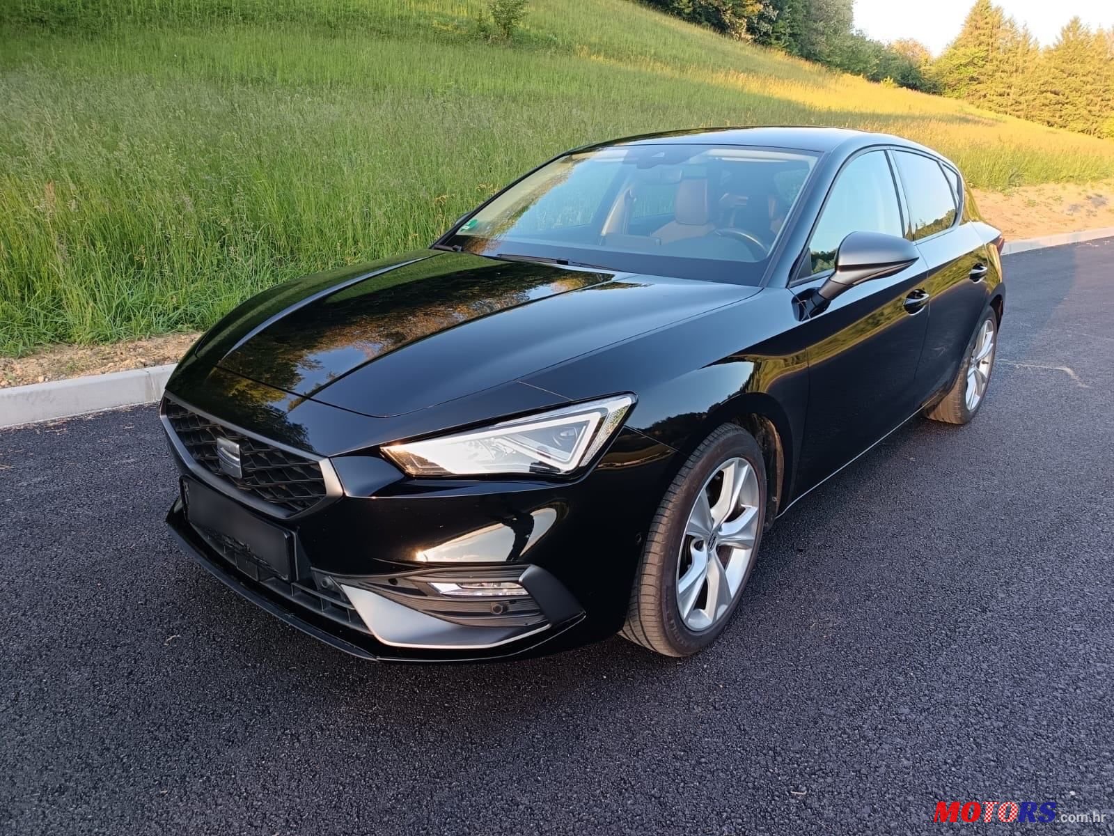 2020' SEAT Leon 2,0 Tdi photo #6